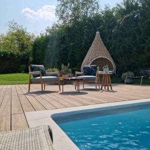 DINE-OUT-poltrona-Cassina-outlet-7