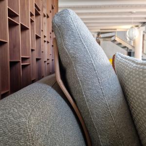 Let-it-be-divano-Poltrona-Frau-stock-7