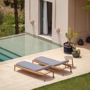 the-secret-garden-lettino-poltrona-frau-8