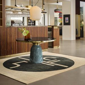 Bell-DiningTable-Classicon-7