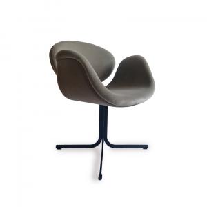 sedia-little-tulip-artifort-stock-2