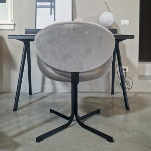 sedia-little-tulip-artifort-stock-5