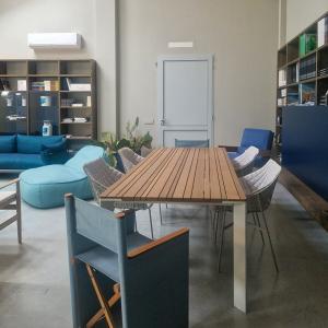 sunset-tavolo-paola-lenti-stock-3