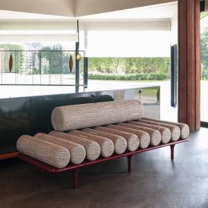 five-to-nine-daybed-tacchini-3